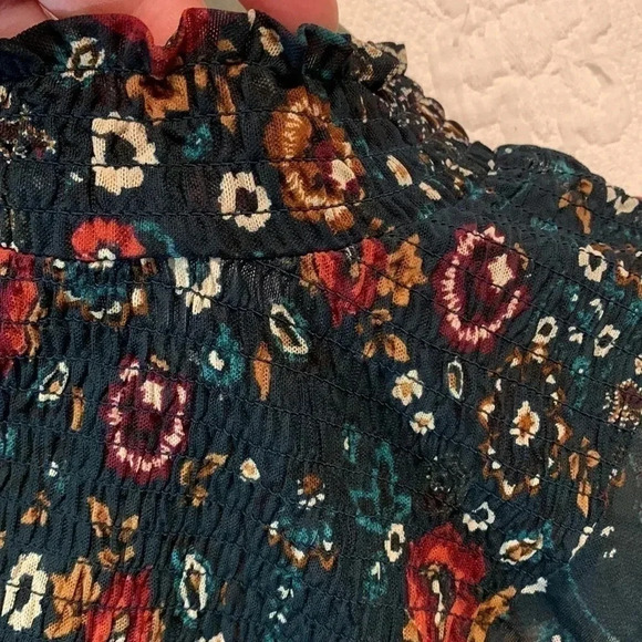 Black floral  3X - Picture 7 of 7